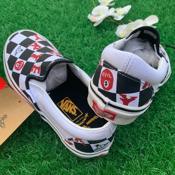 Vans Classic Slip on Shoes - Picture 5 of 12